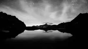 Black And White PC Mountain Range