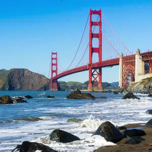 Majestic Golden Gate Bridge overlooking the Rocky Bay